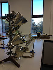 Filtration manifold