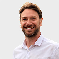 Dr James Morris