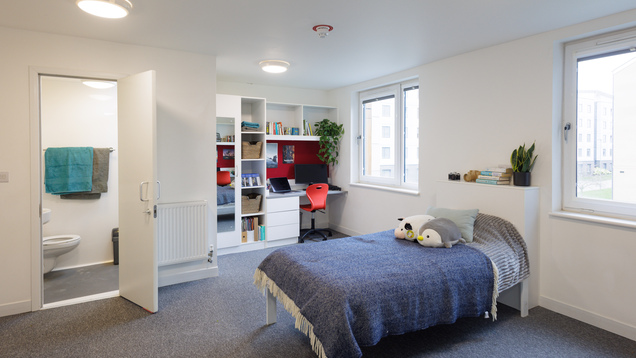 Twin en suite | College Lane