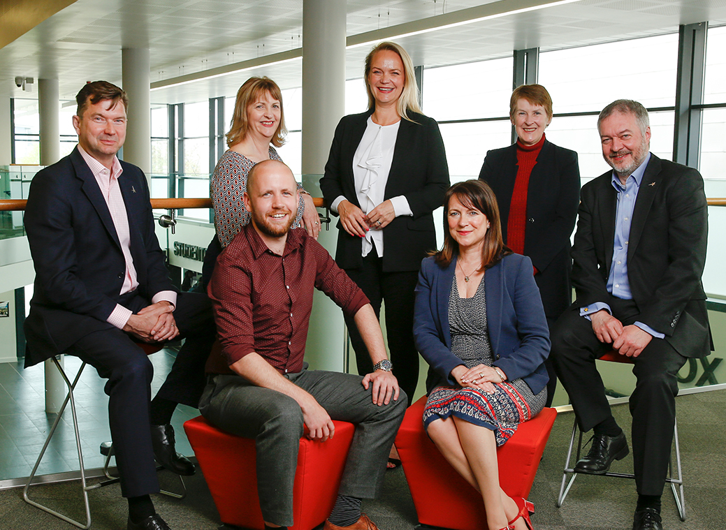 Group picture of University staff
