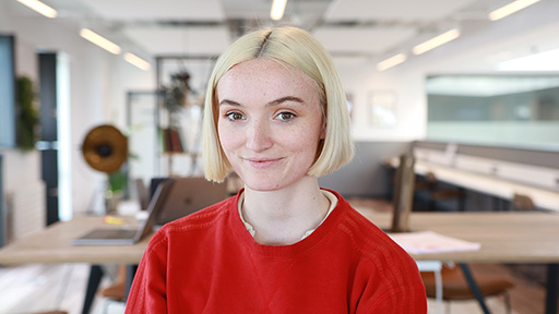 Niamh Macleod headshot