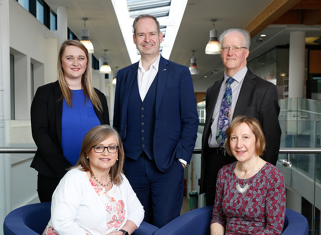 Group picture of University staff