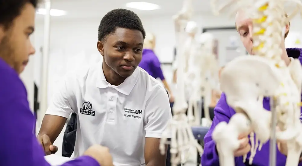 students using Biomechanics Lab, Institute of Sport 
