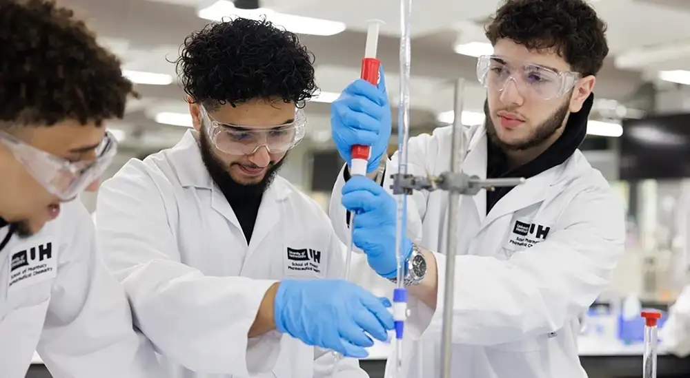 Students using lab 
