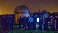 Crowds gather to stargaze