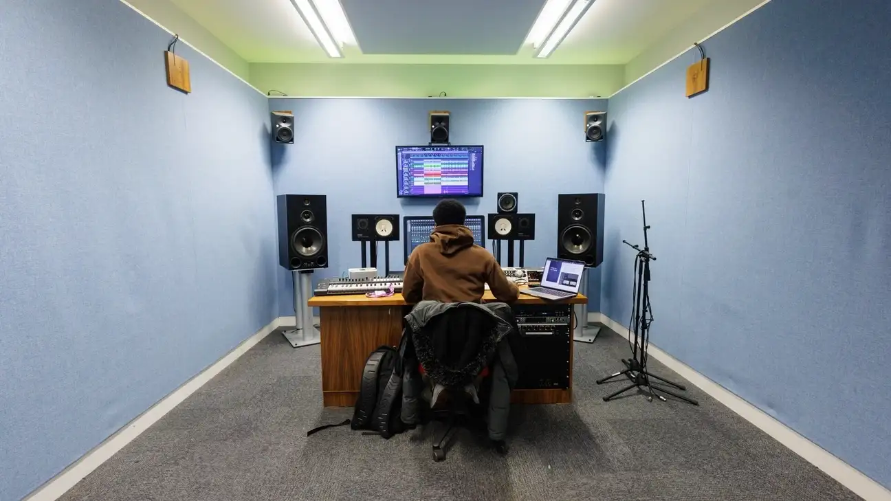A wide shot of a recording room