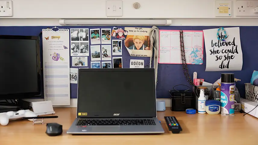 Desk with laptop 