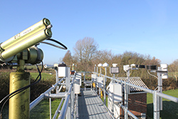 Atmospheric gantry