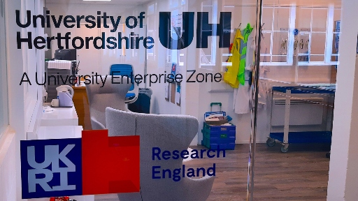 UEZ signage